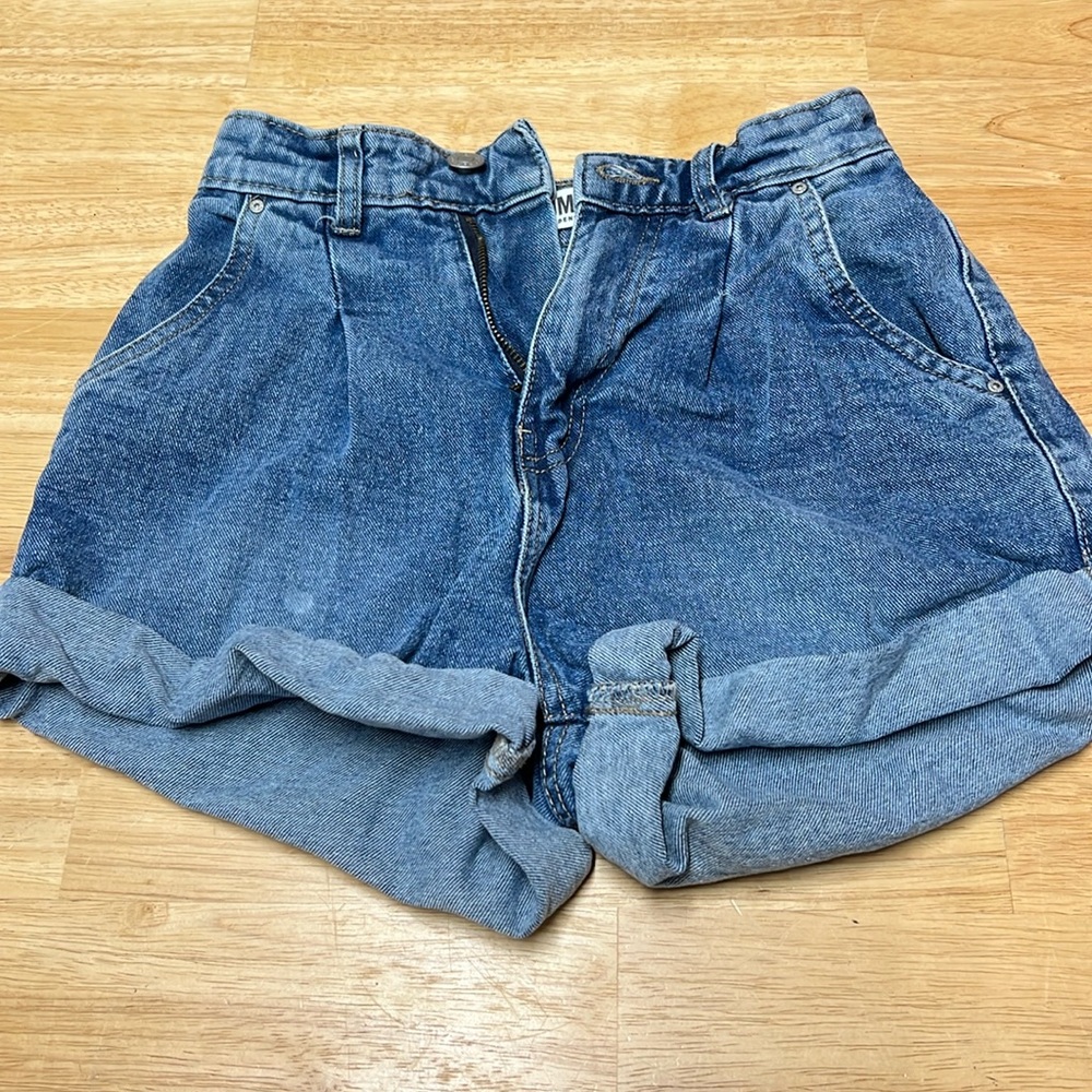 Mom Jean shorts